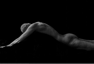 AL_KarinCabrera_S01_MD_layingdown1_ALe2MoireFilt_-_HumanTerrain